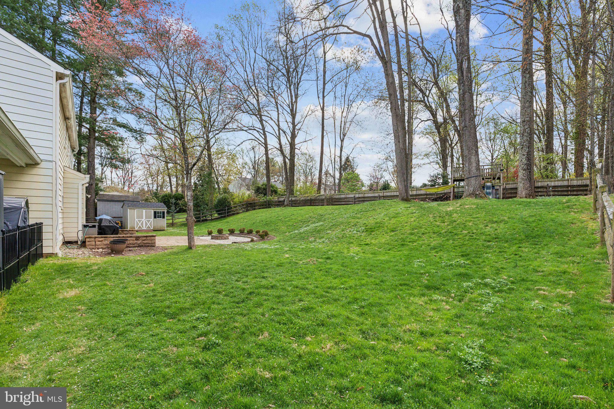 NORBECK ESTATES - Residential