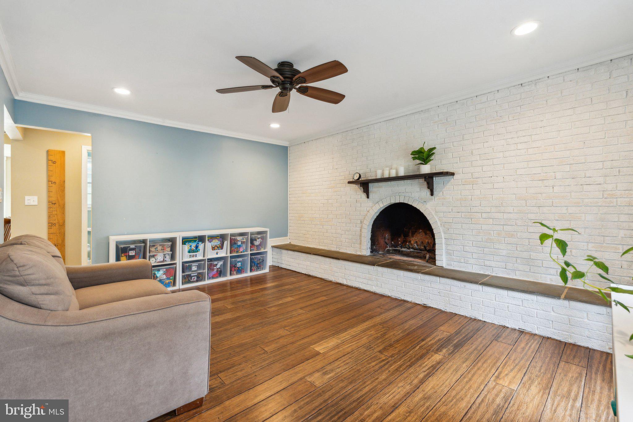 NORBECK ESTATES - Residential