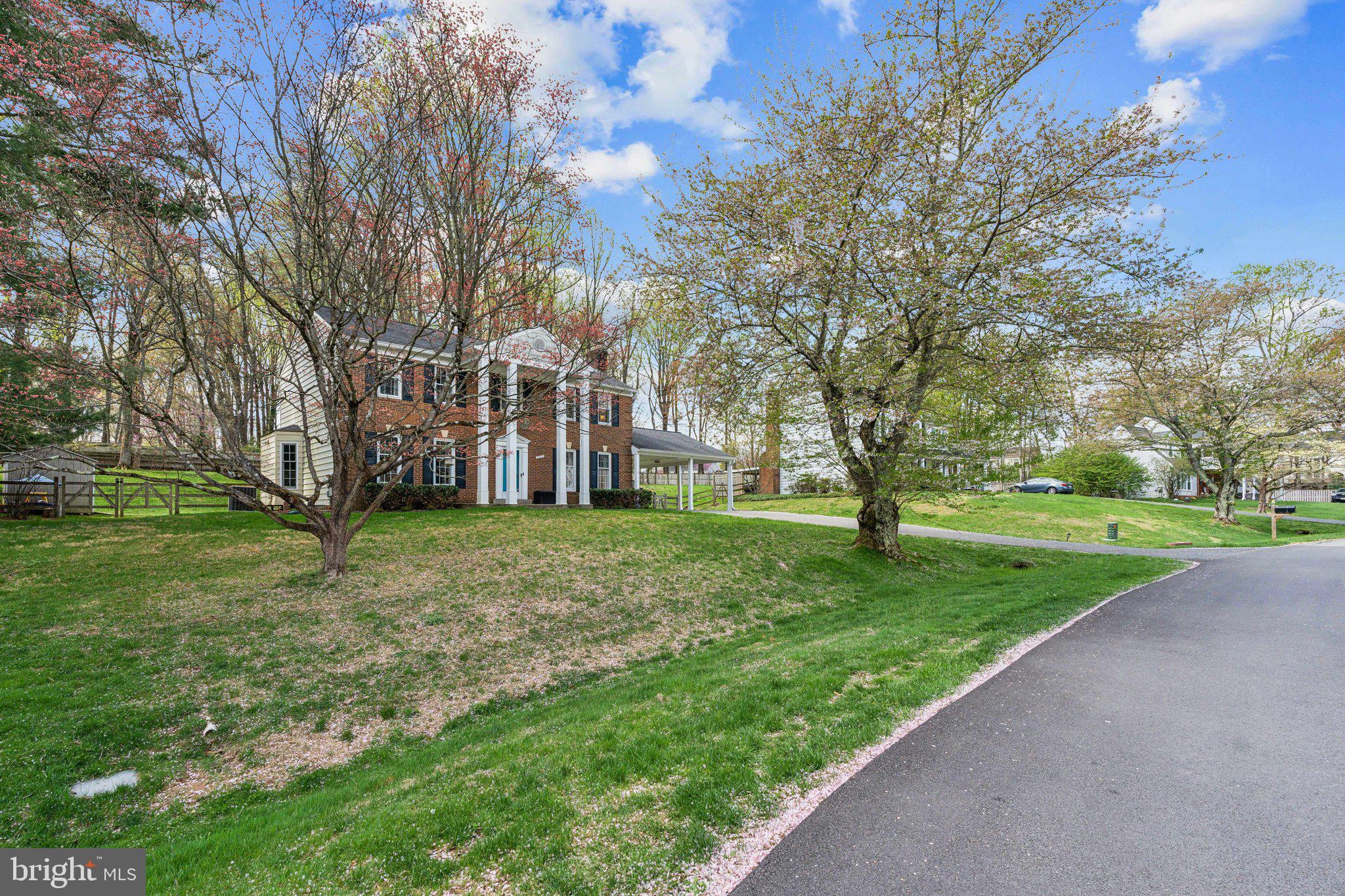 4404 CUSTIS DRIVE