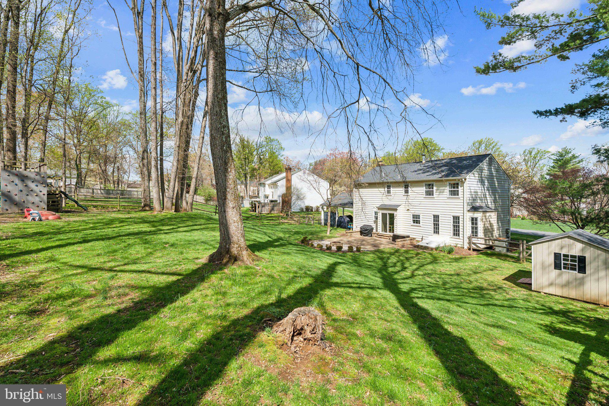 NORBECK ESTATES - Residential