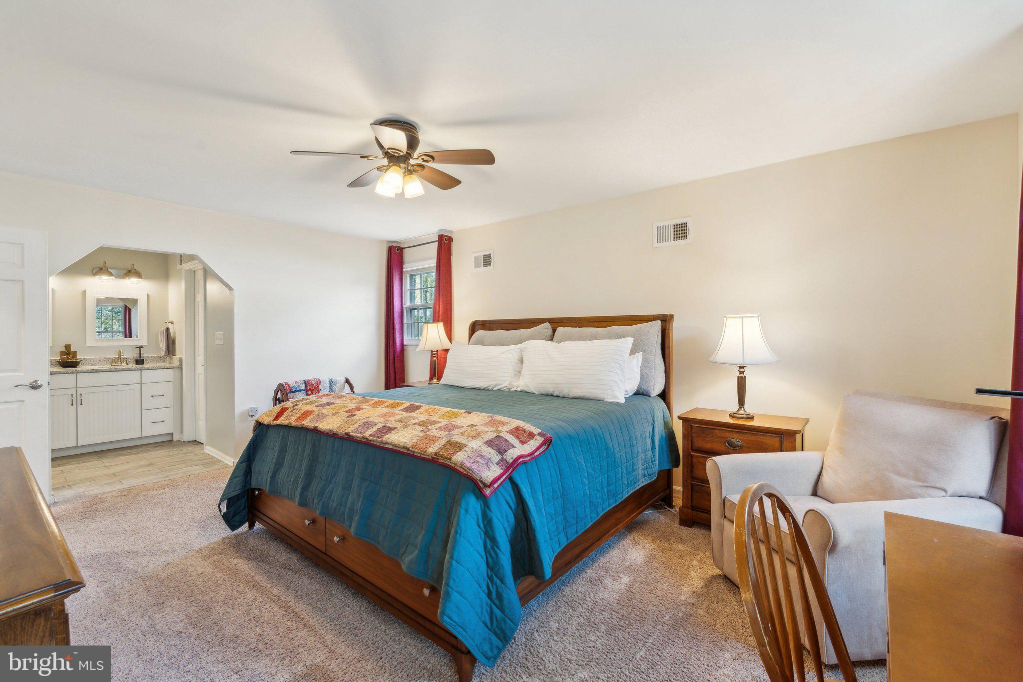 NORBECK ESTATES - Residential