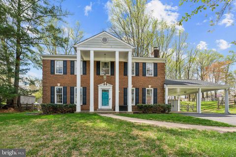 4404 CUSTIS DRIVE ROCKVILLE MD 20853