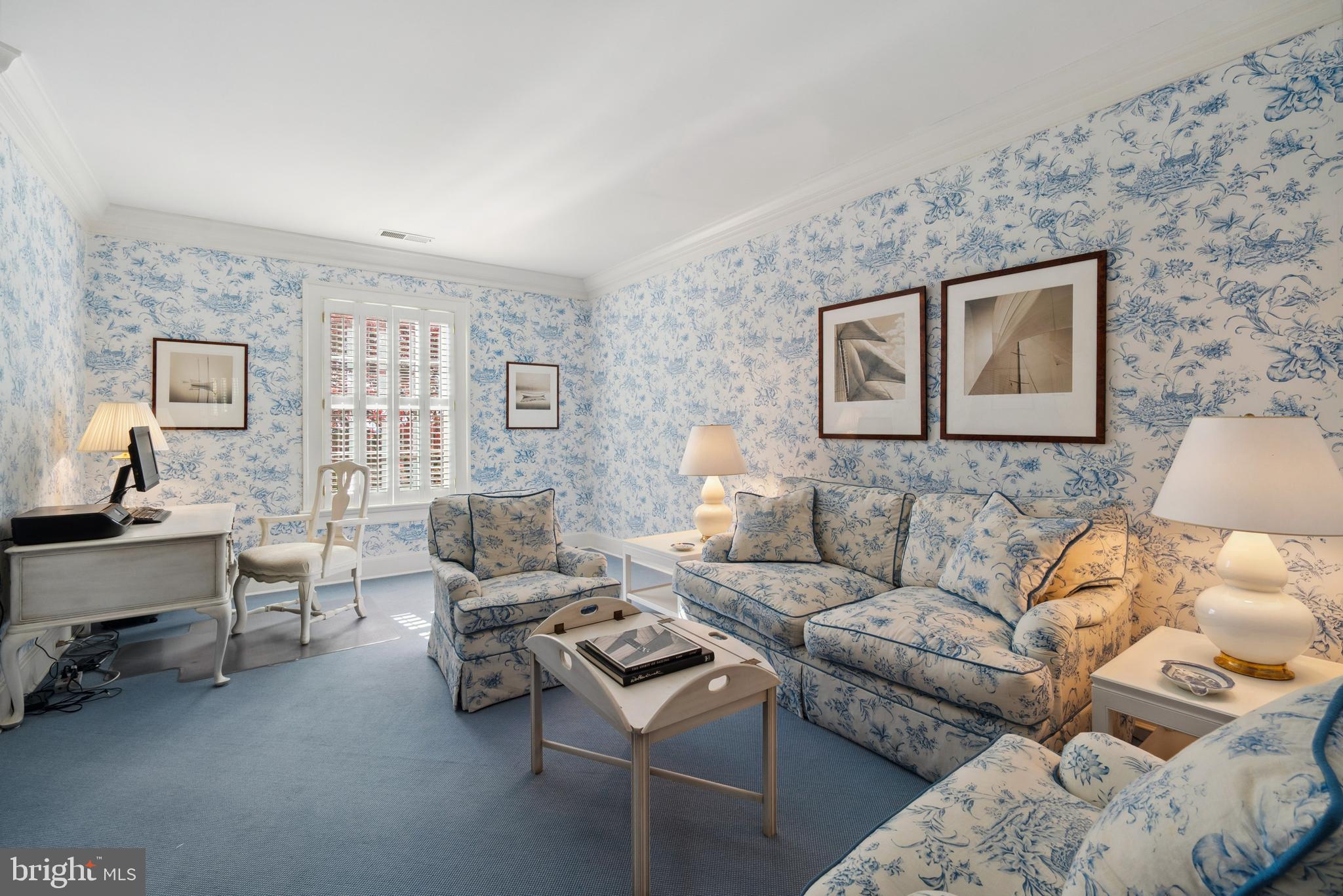 QUAKER NECK - Residential