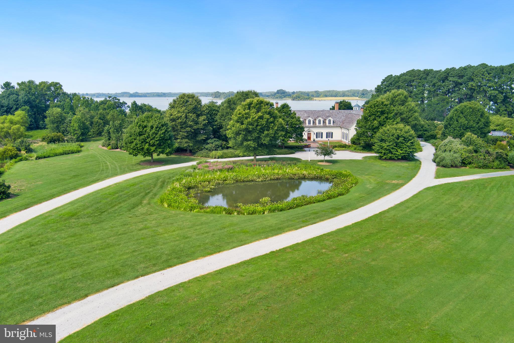 QUAKER NECK - Residential