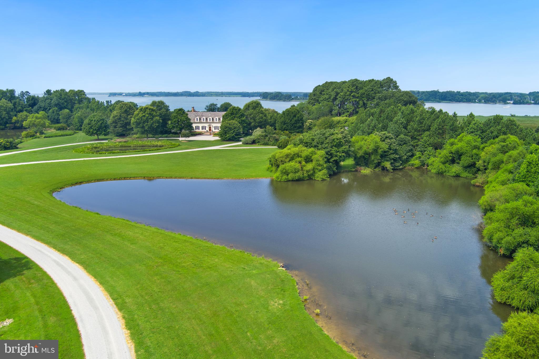 QUAKER NECK - Residential