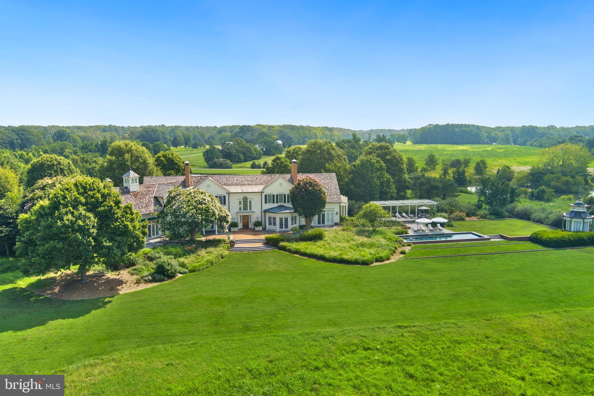 QUAKER NECK - Residential