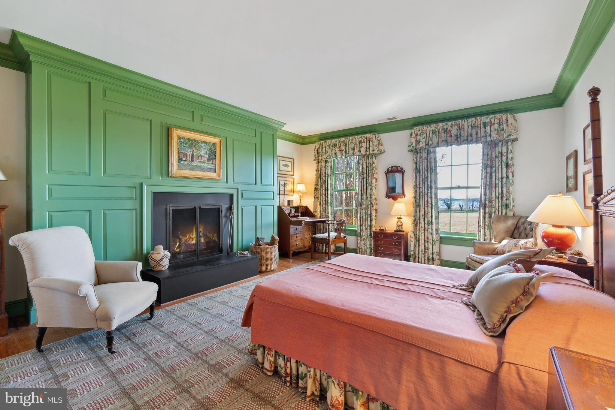 QUAKER NECK - Residential