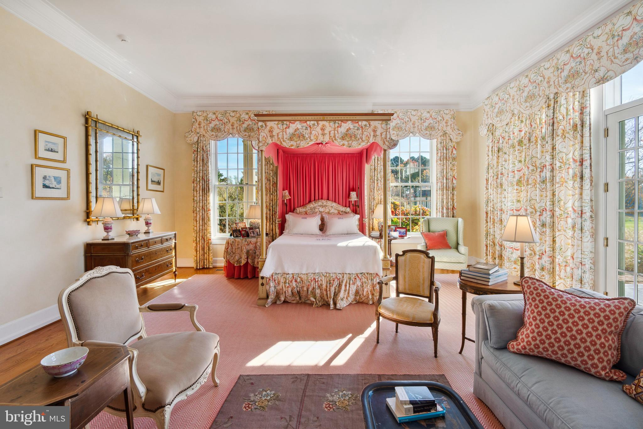 QUAKER NECK - Residential