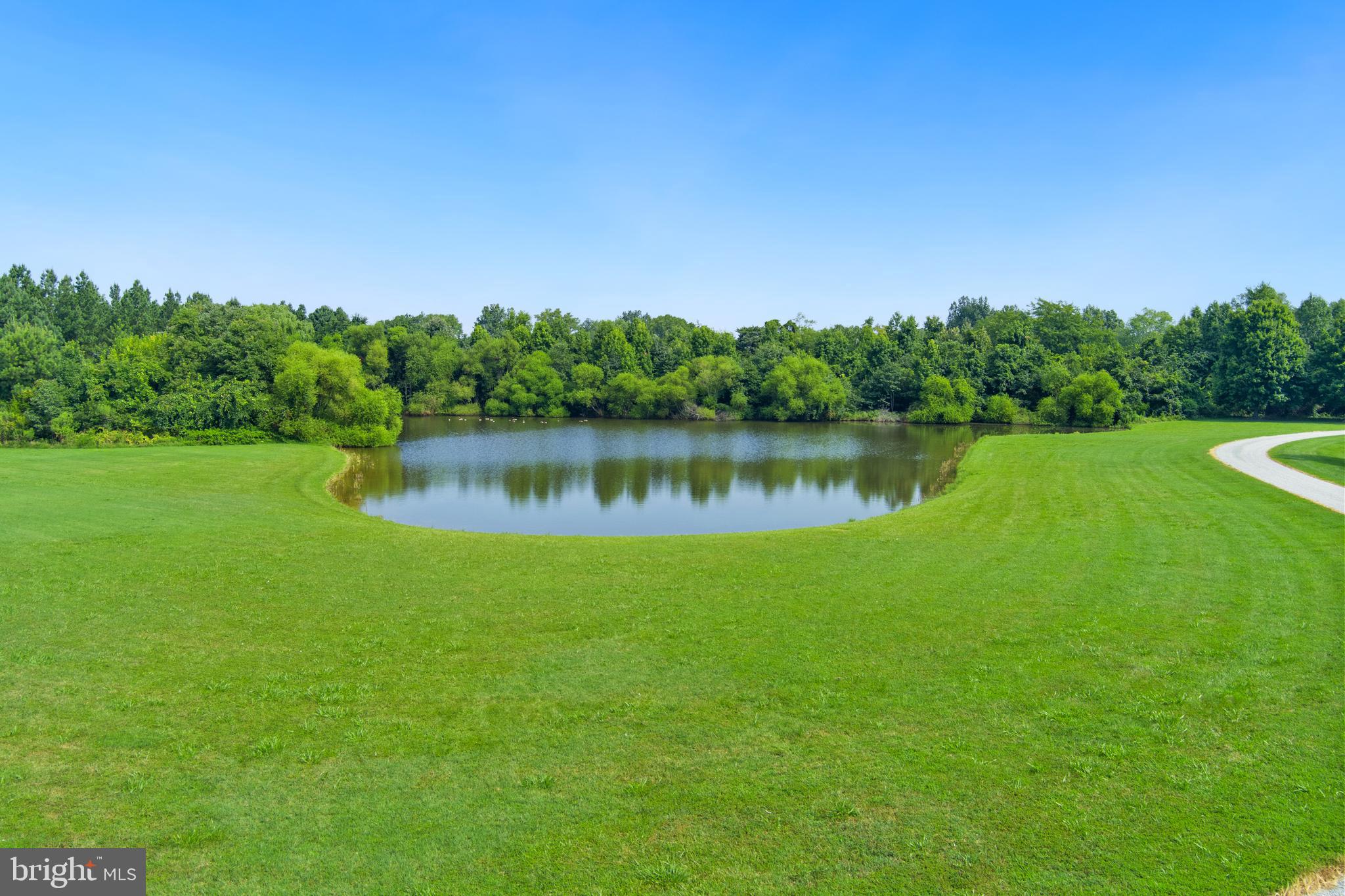 QUAKER NECK - Residential