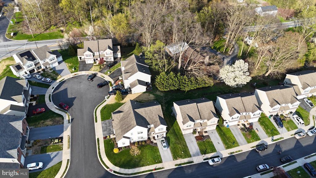 Photo of 10 Hull Court, LANCASTER, PA 17603 (MLS # PALA2086100)