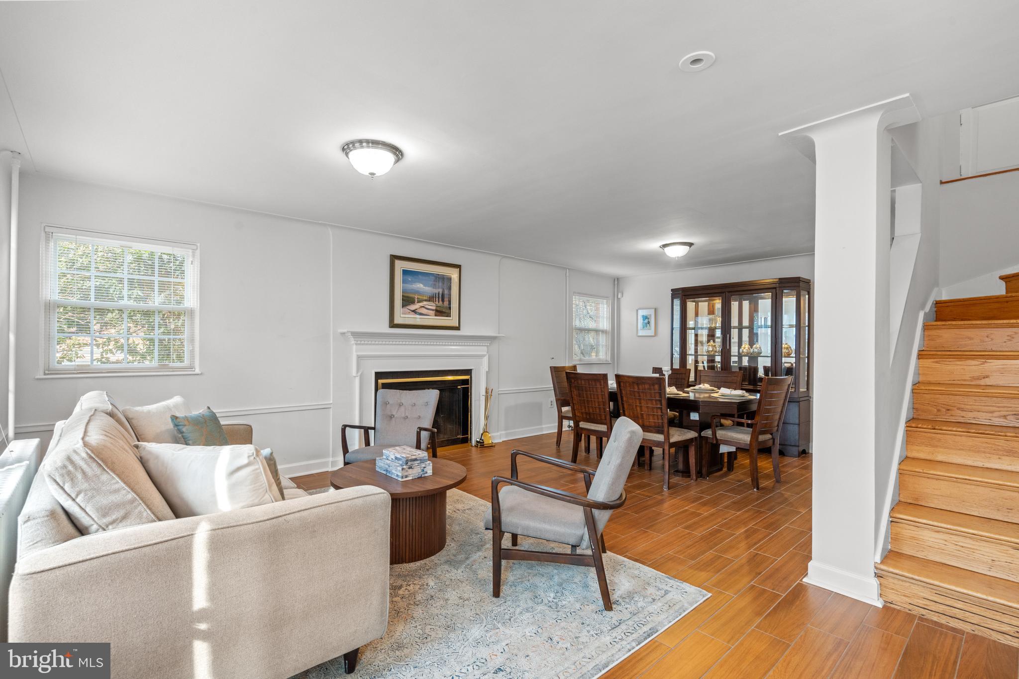 LYON VILLAGE - Residential