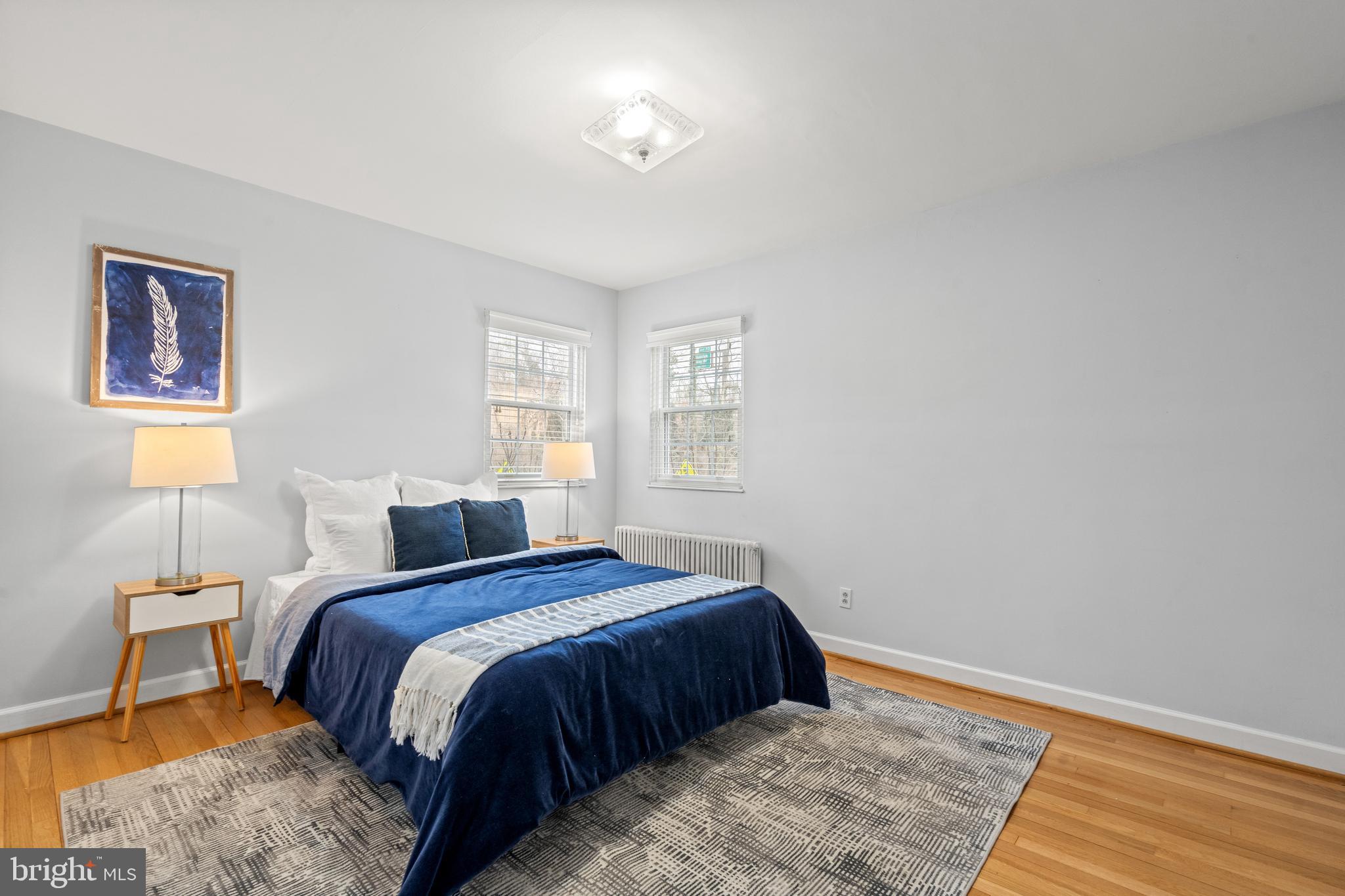 LYON VILLAGE - Residential