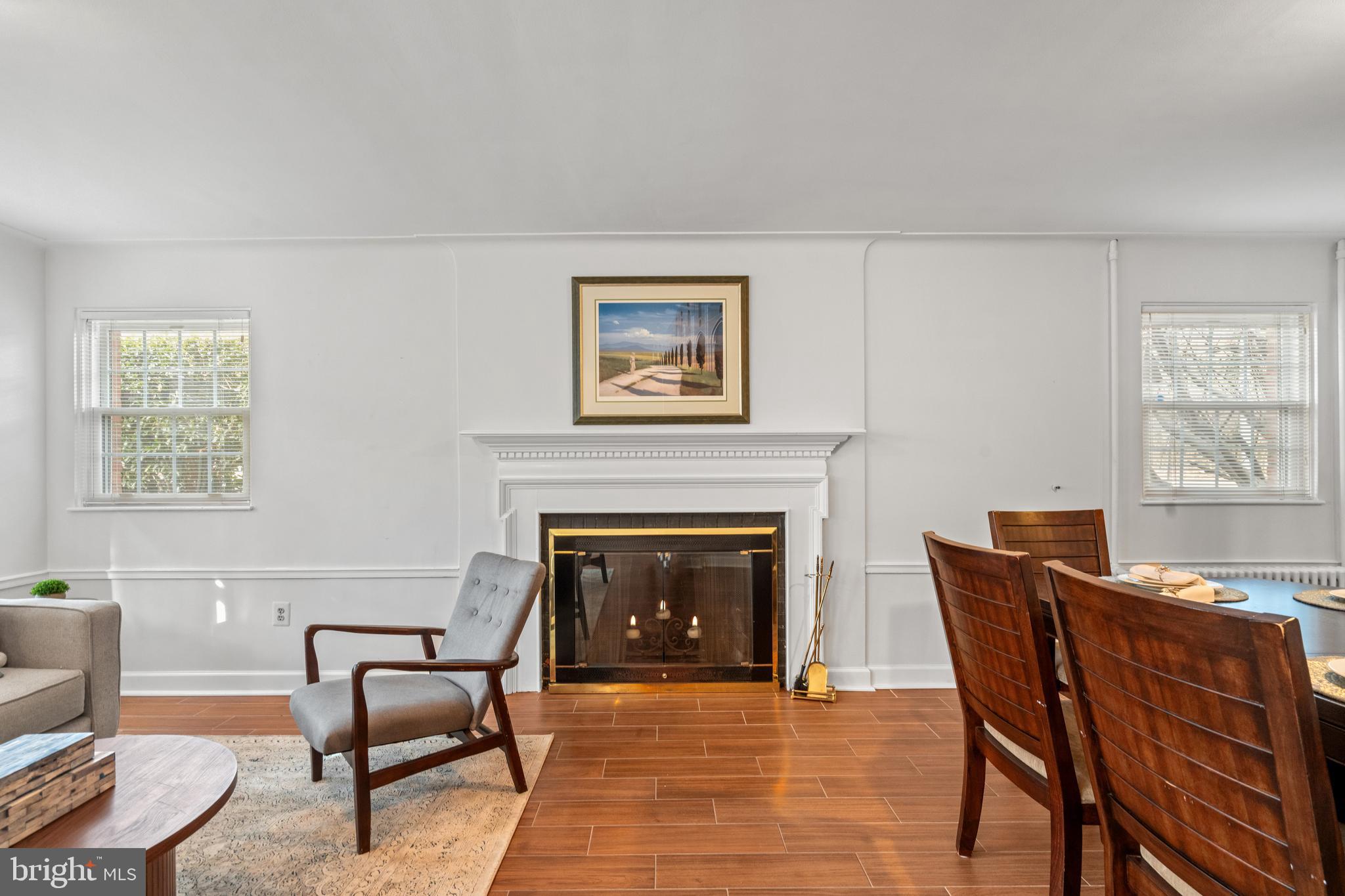 LYON VILLAGE - Residential