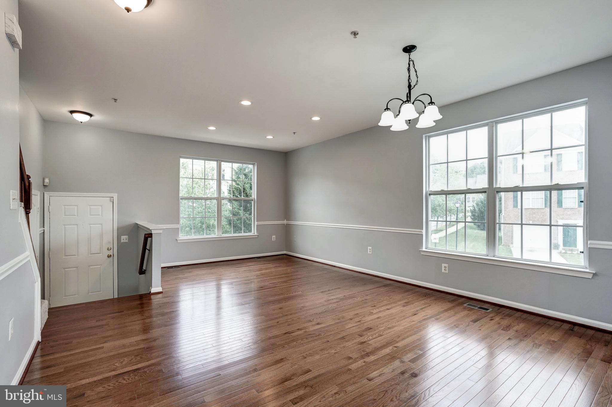 THE WOODYARD PLAT 1> - Residential