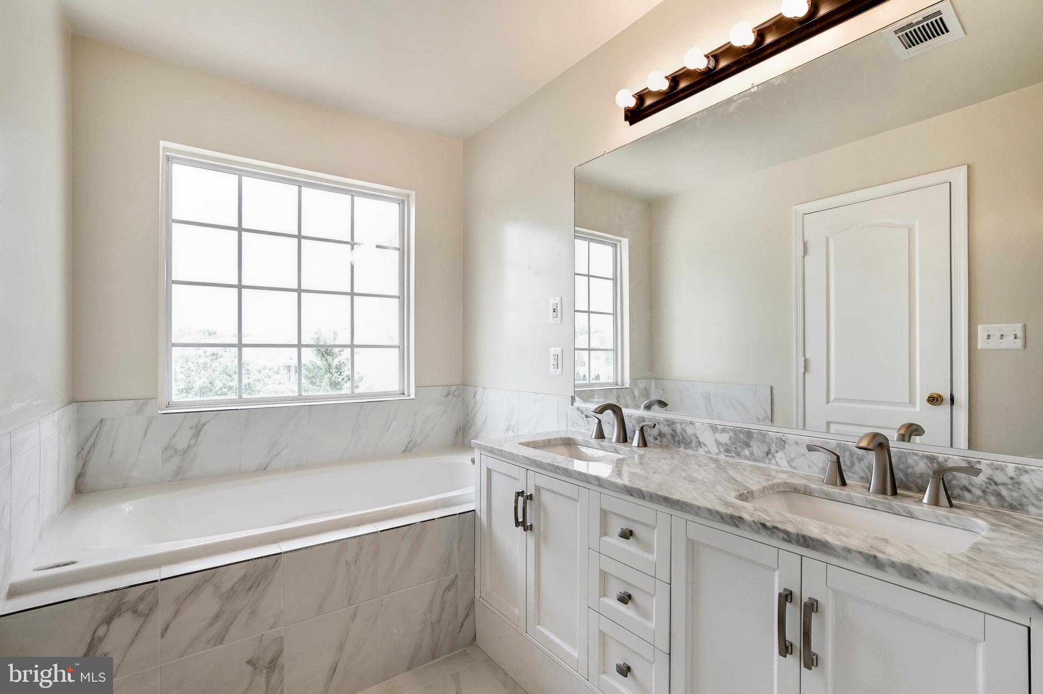 THE WOODYARD PLAT 1> - Residential