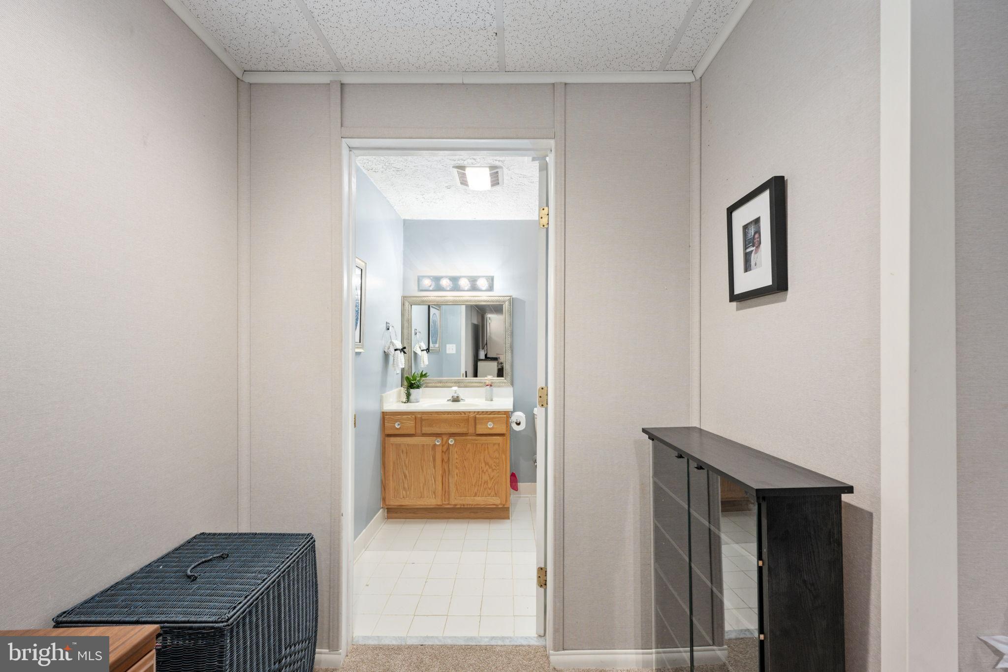 HAMPTON OAKS - Residential