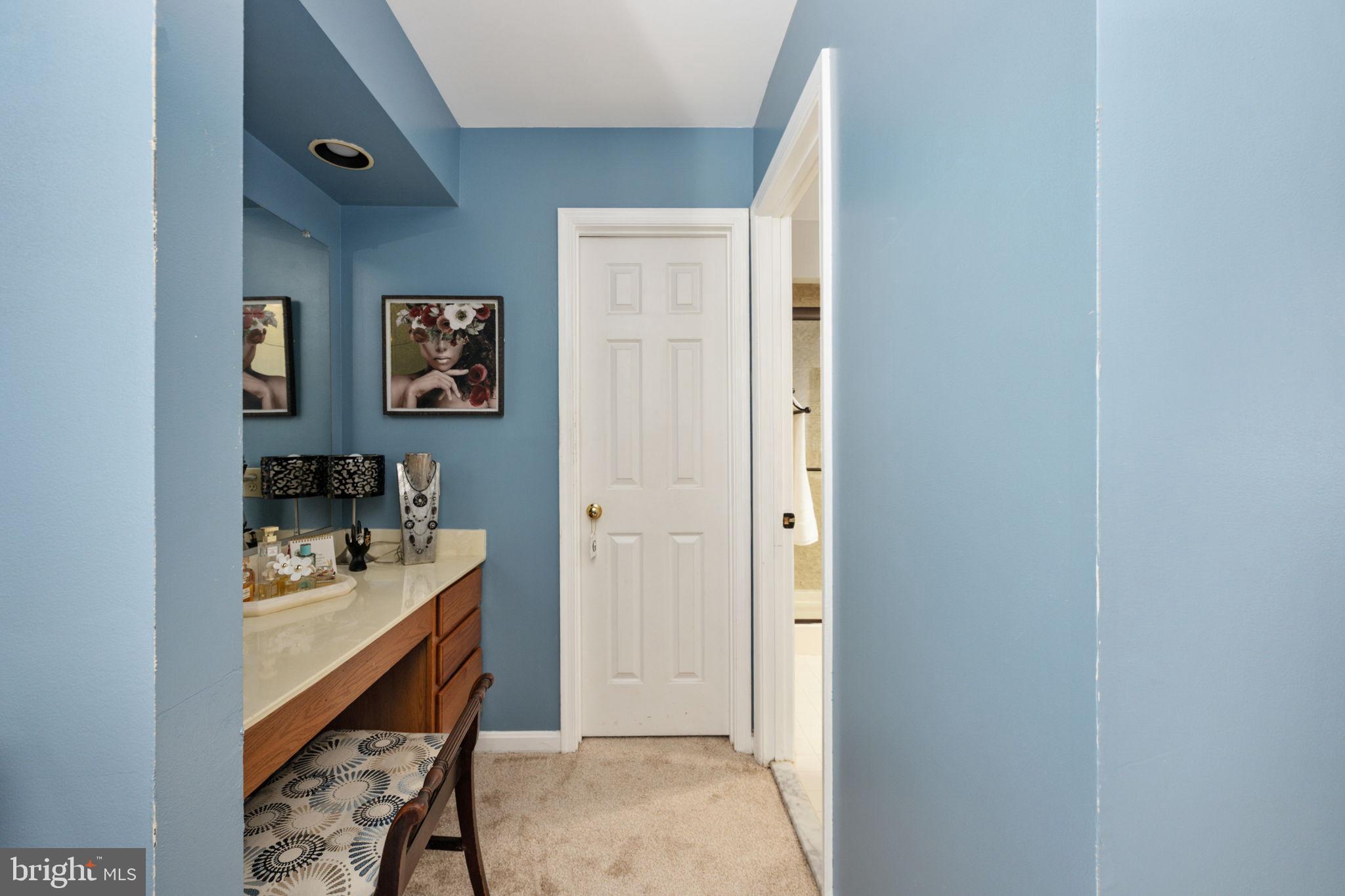 HAMPTON OAKS - Residential