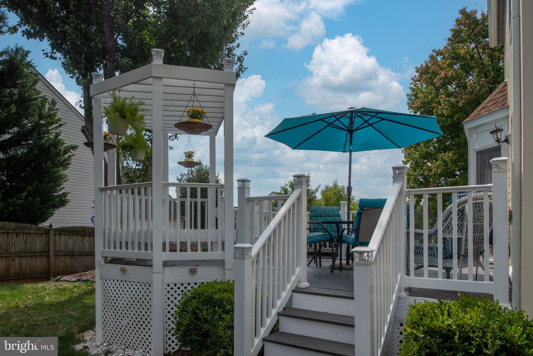 HAMPTON OAKS - Residential