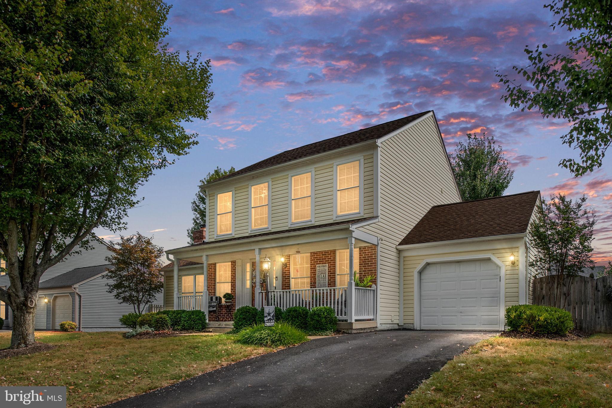 HAMPTON OAKS - Residential