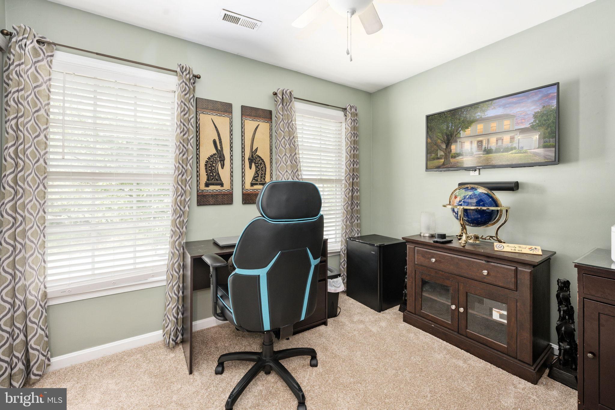 HAMPTON OAKS - Residential