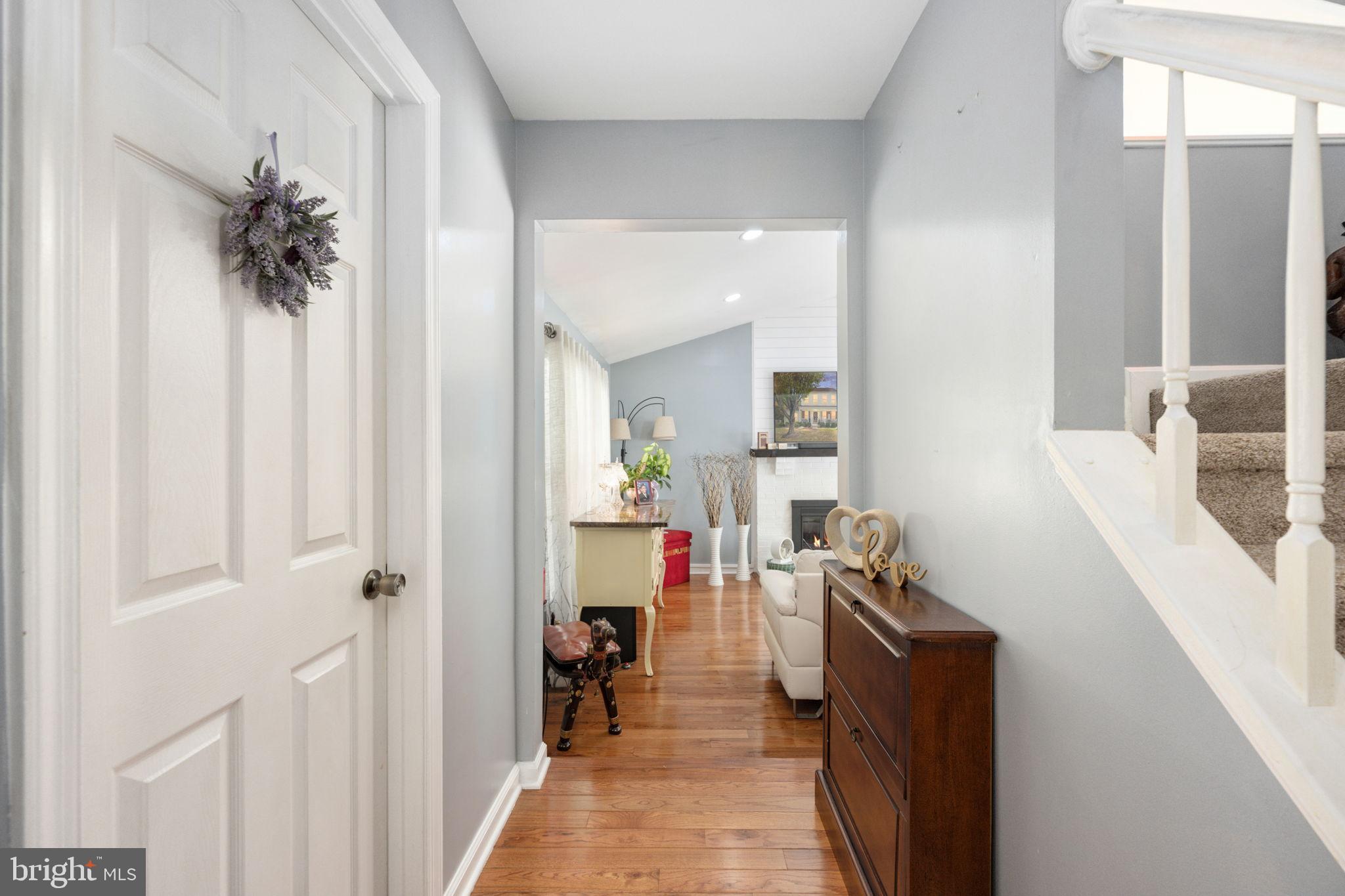 HAMPTON OAKS - Residential