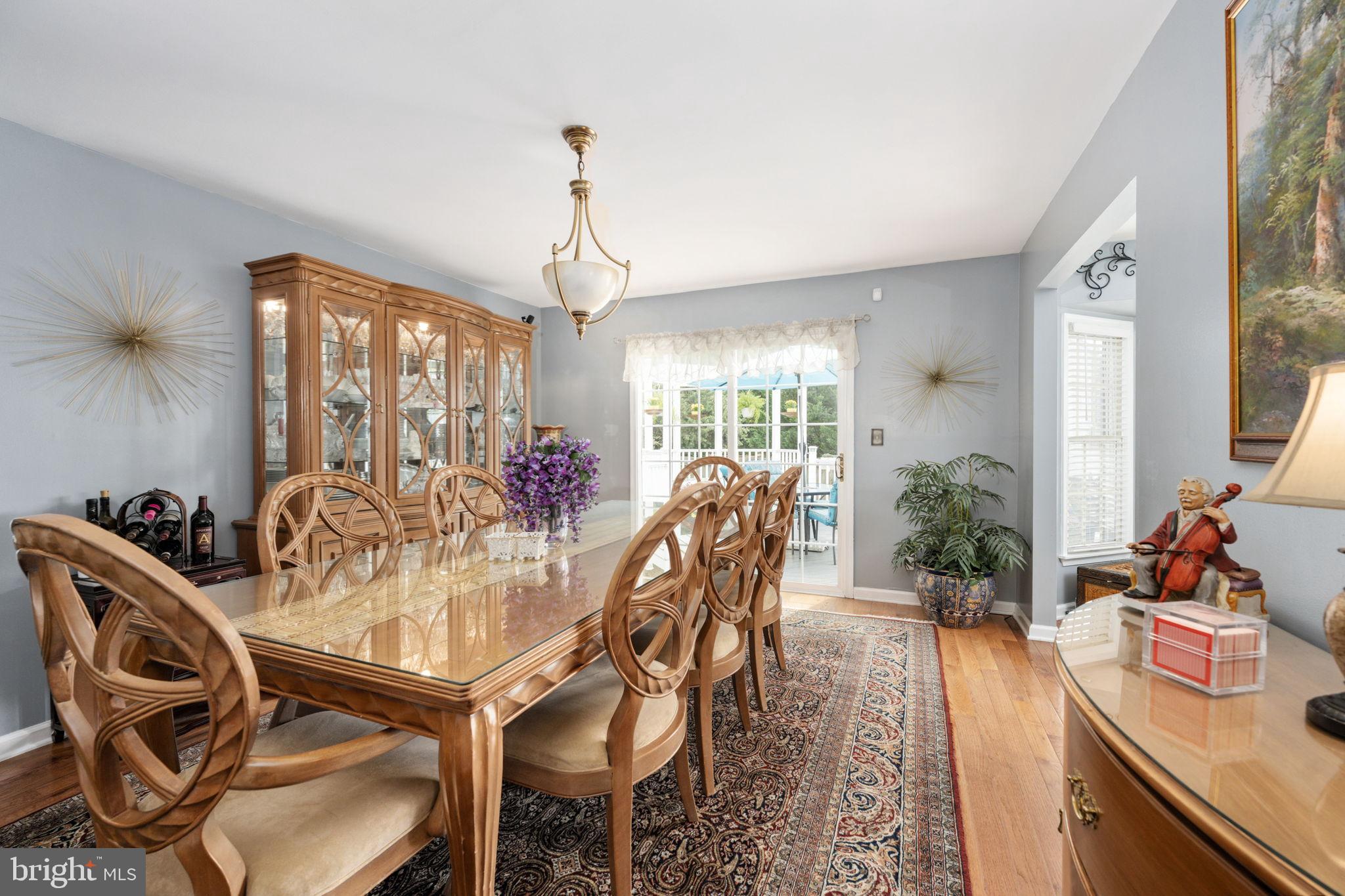 HAMPTON OAKS - Residential