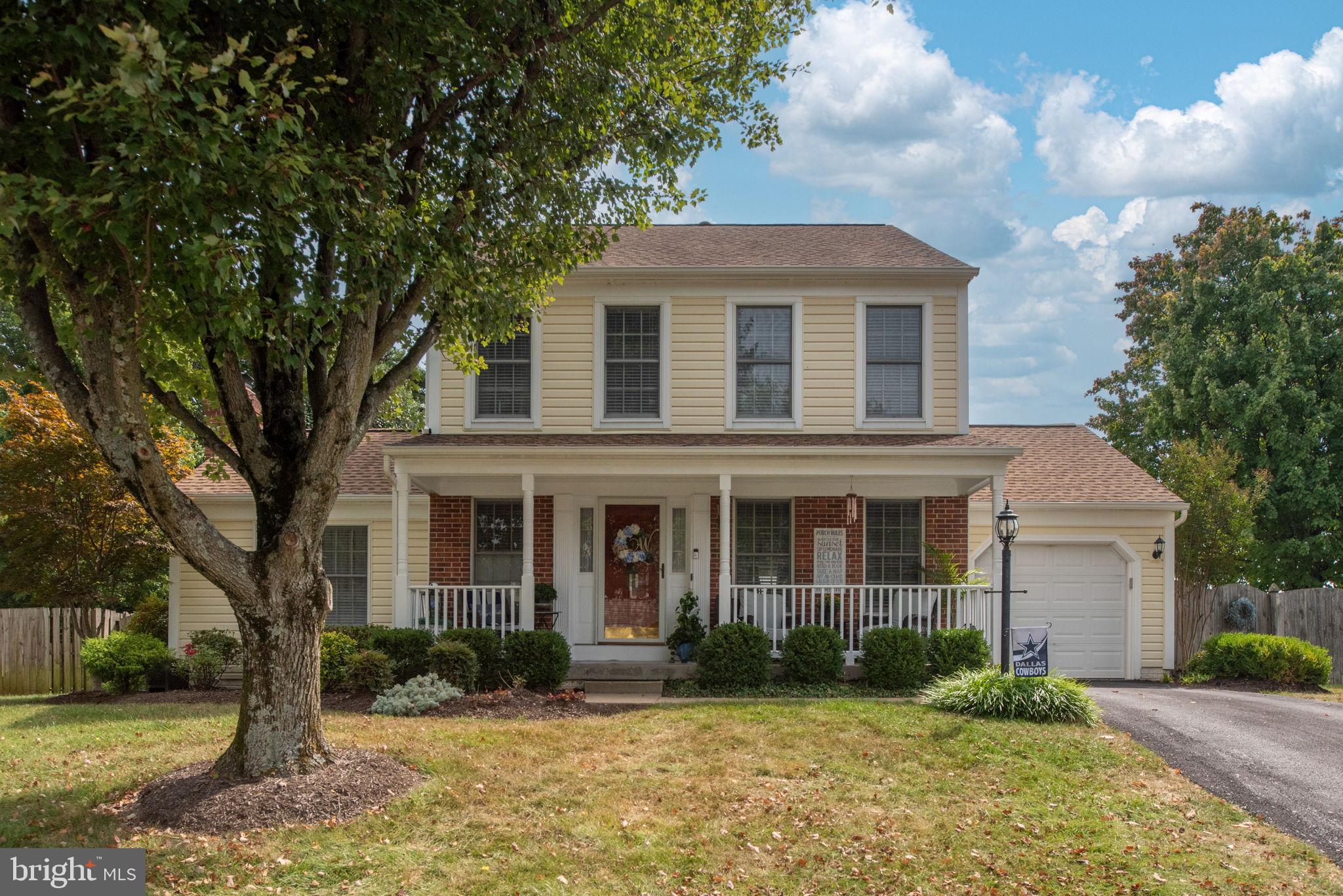 HAMPTON OAKS - Residential