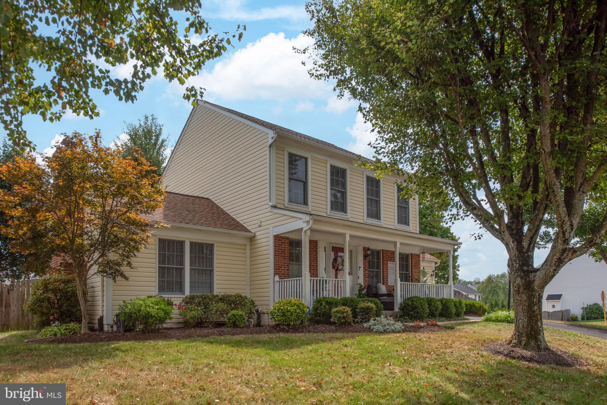 HAMPTON OAKS - Residential