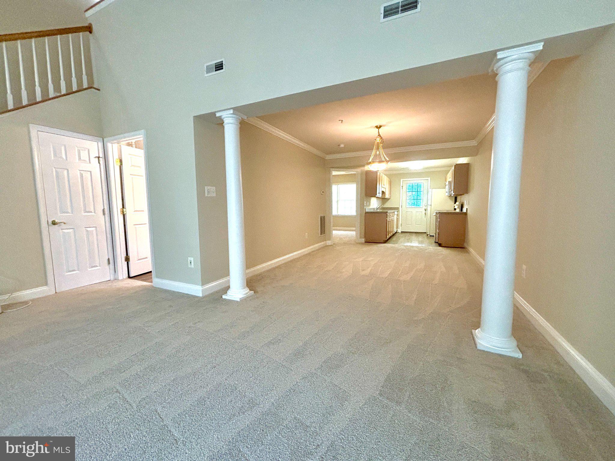 112 DULLES STREET