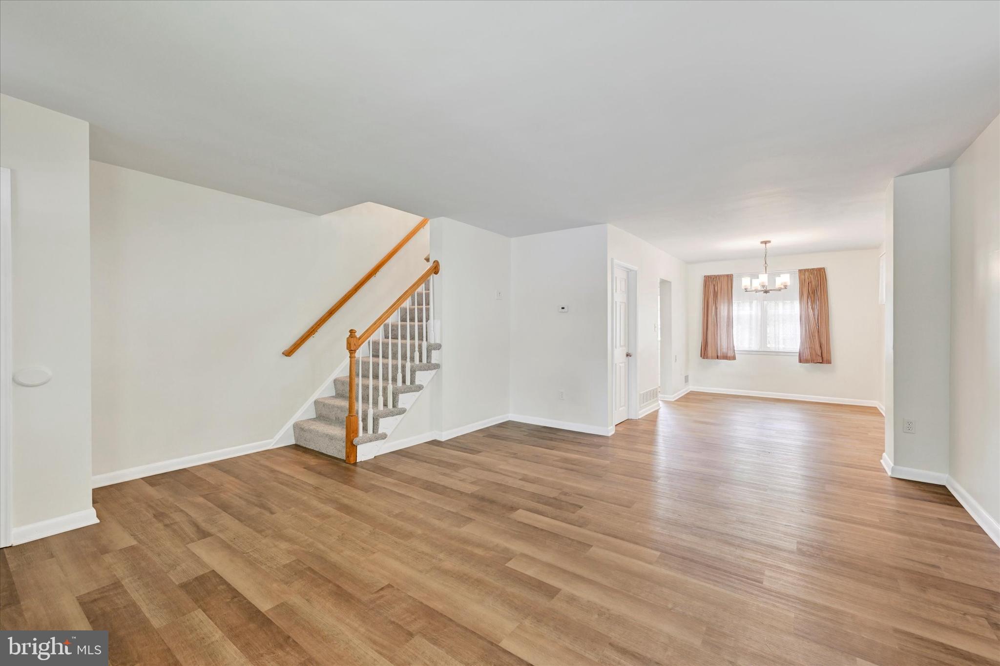 2240 ELLEN AVENUE