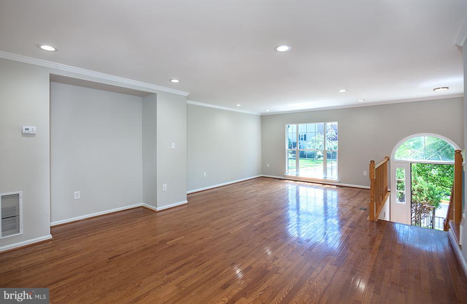 WALNEY MILLS - Residential