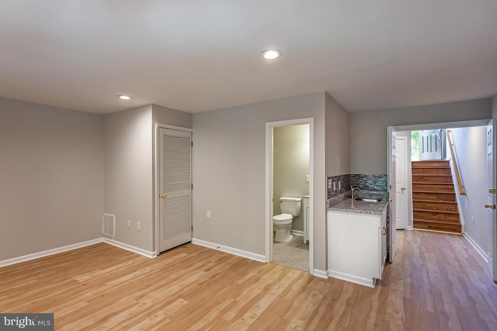 WALNEY MILLS - Residential