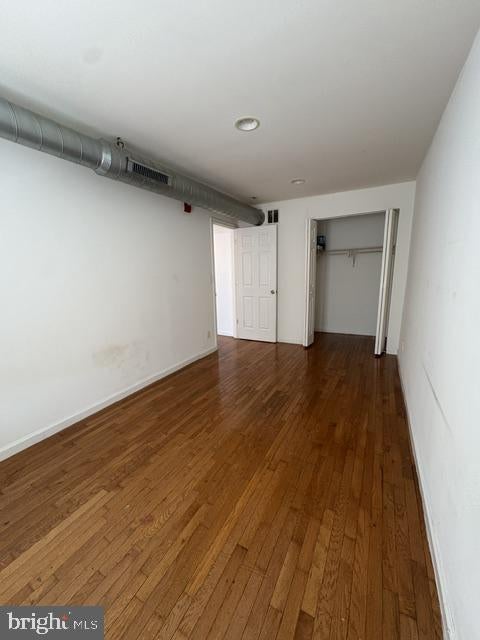 1709 W MASTER STREET
