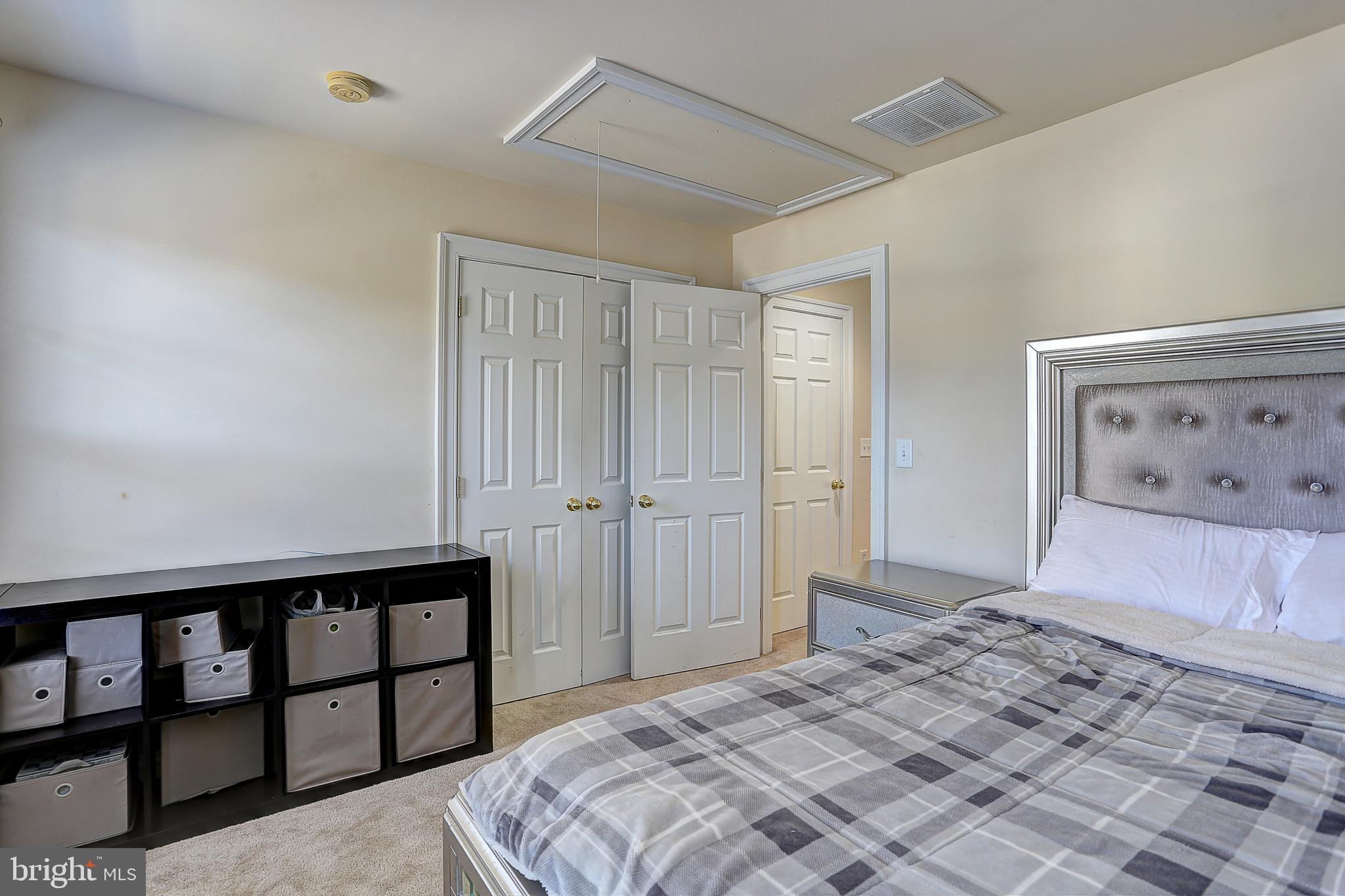 NORTH SHORE LANDING - Residential Lease