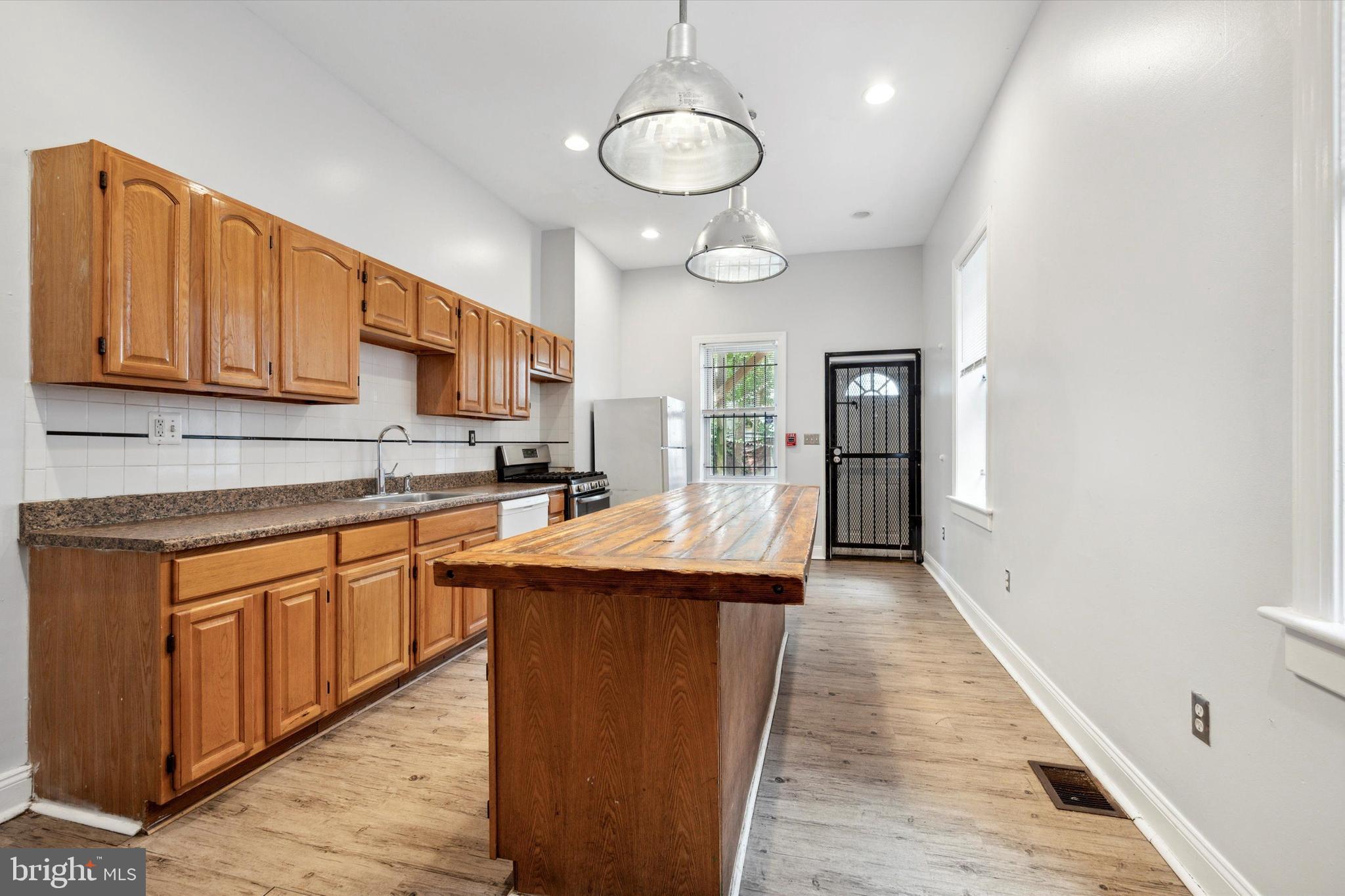 TEMPLE UNIVERSITY - Residential