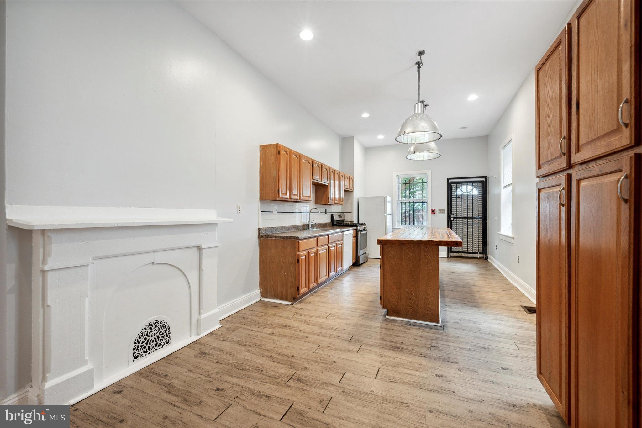 TEMPLE UNIVERSITY - Residential