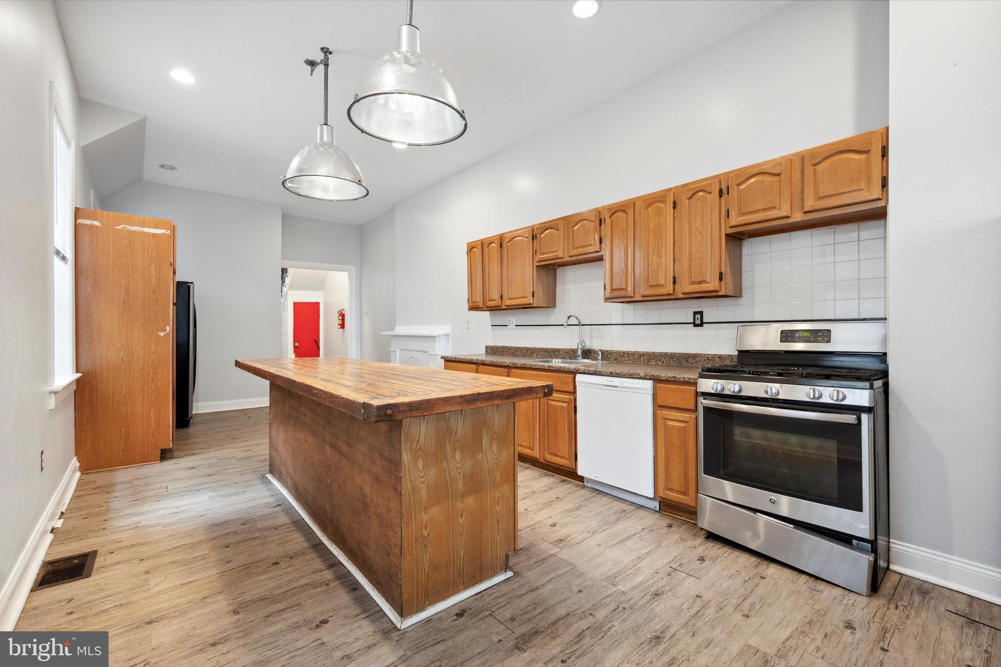 TEMPLE UNIVERSITY - Residential