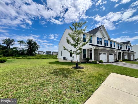 Photo of 8030 Milltown Circle, CHELTENHAM, PA 19012 (MLS # PAMC2154338)