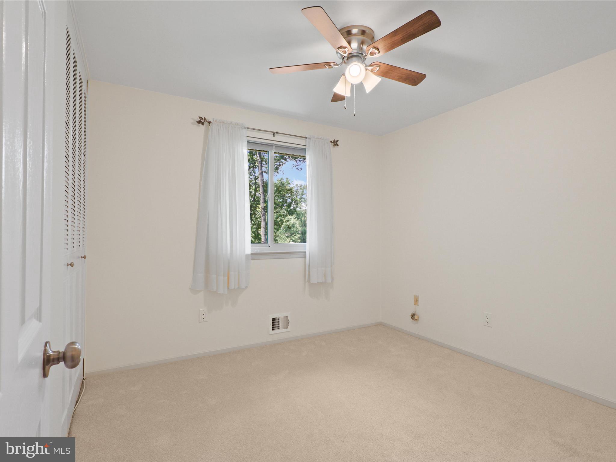 KINGS PARK WEST - Residential