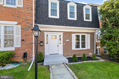 4103 CENTURY COURT ALEXANDRIA VA 22312