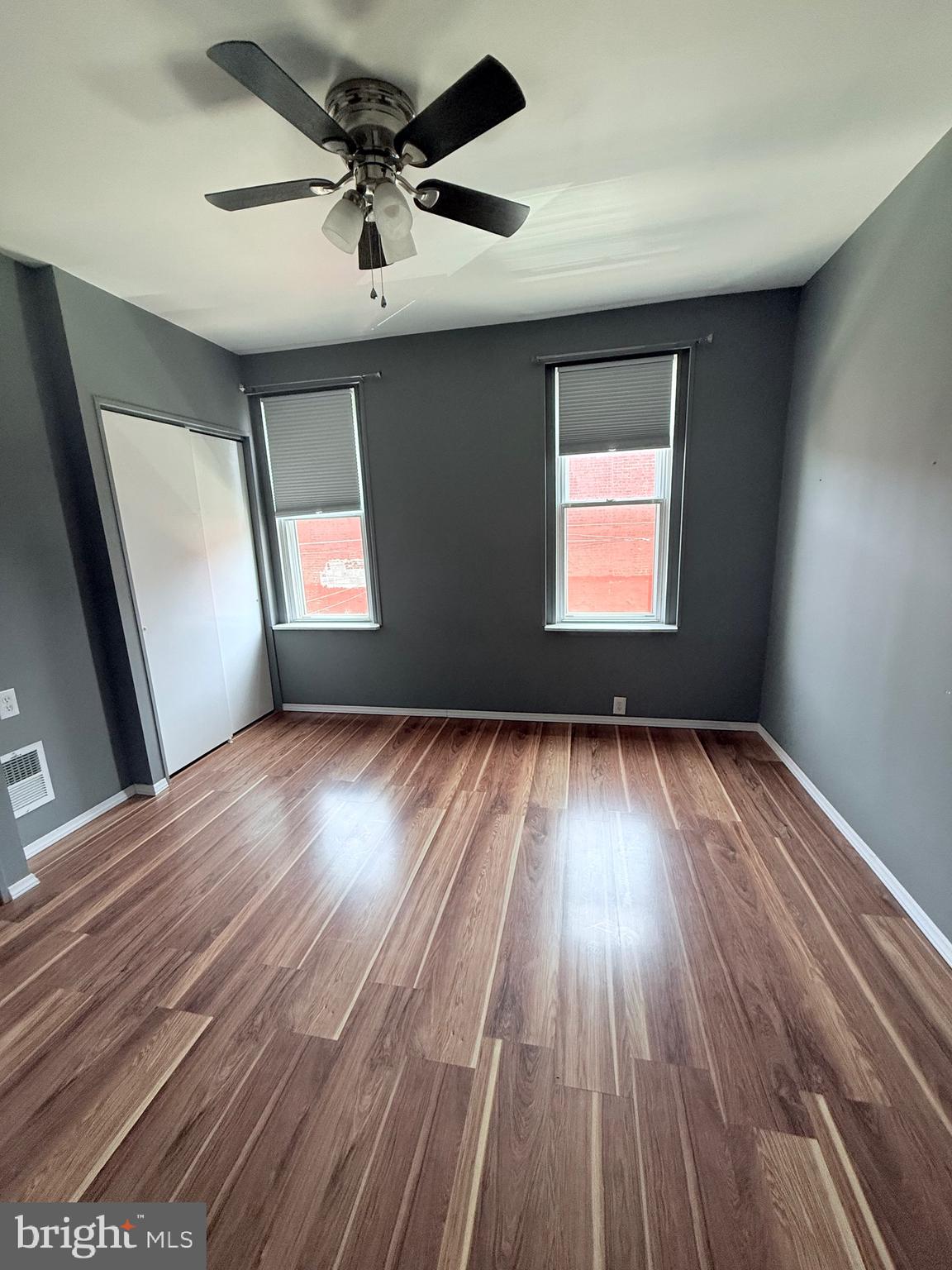 PORT RICHMOND - Residential