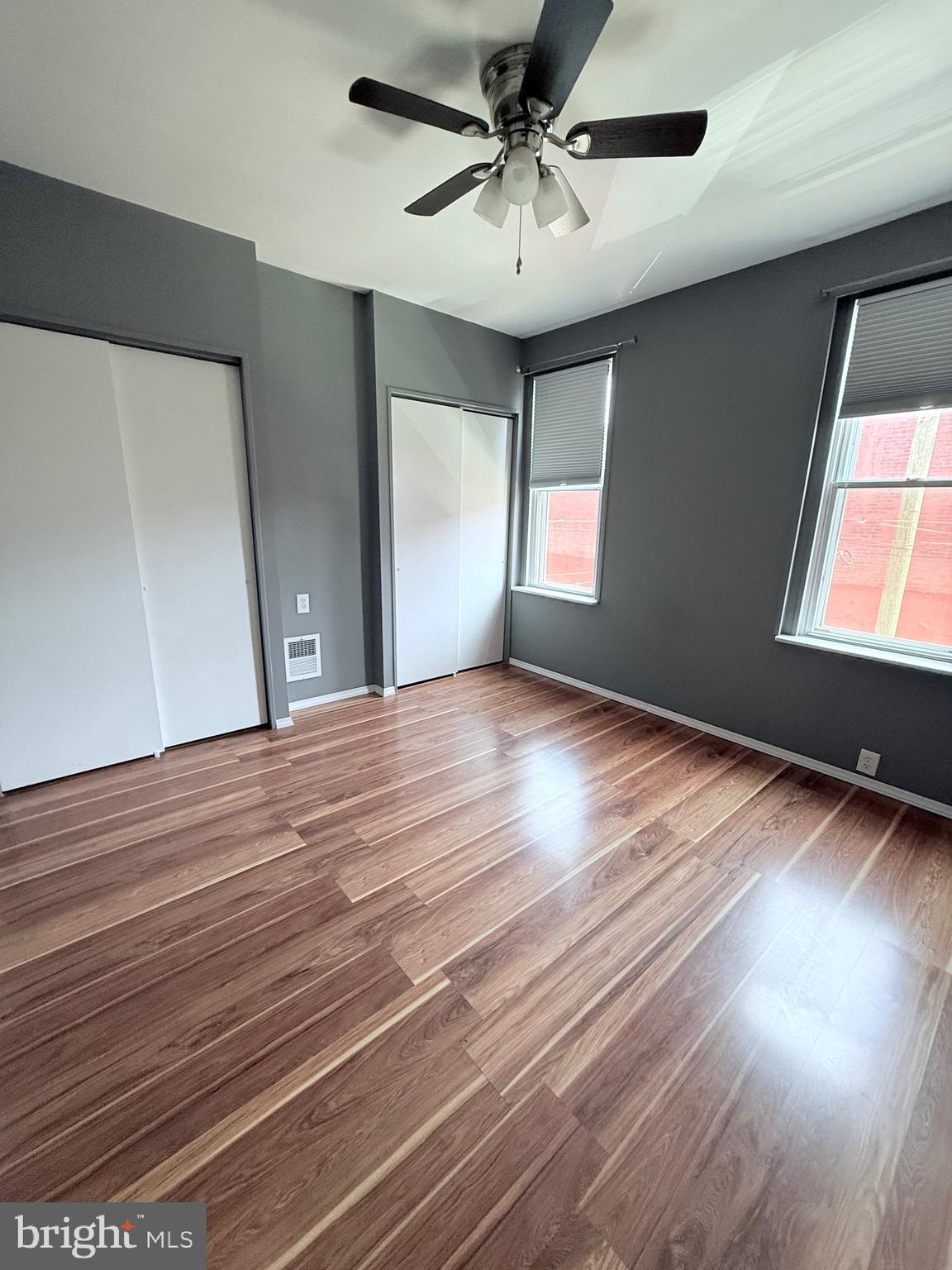 PORT RICHMOND - Residential