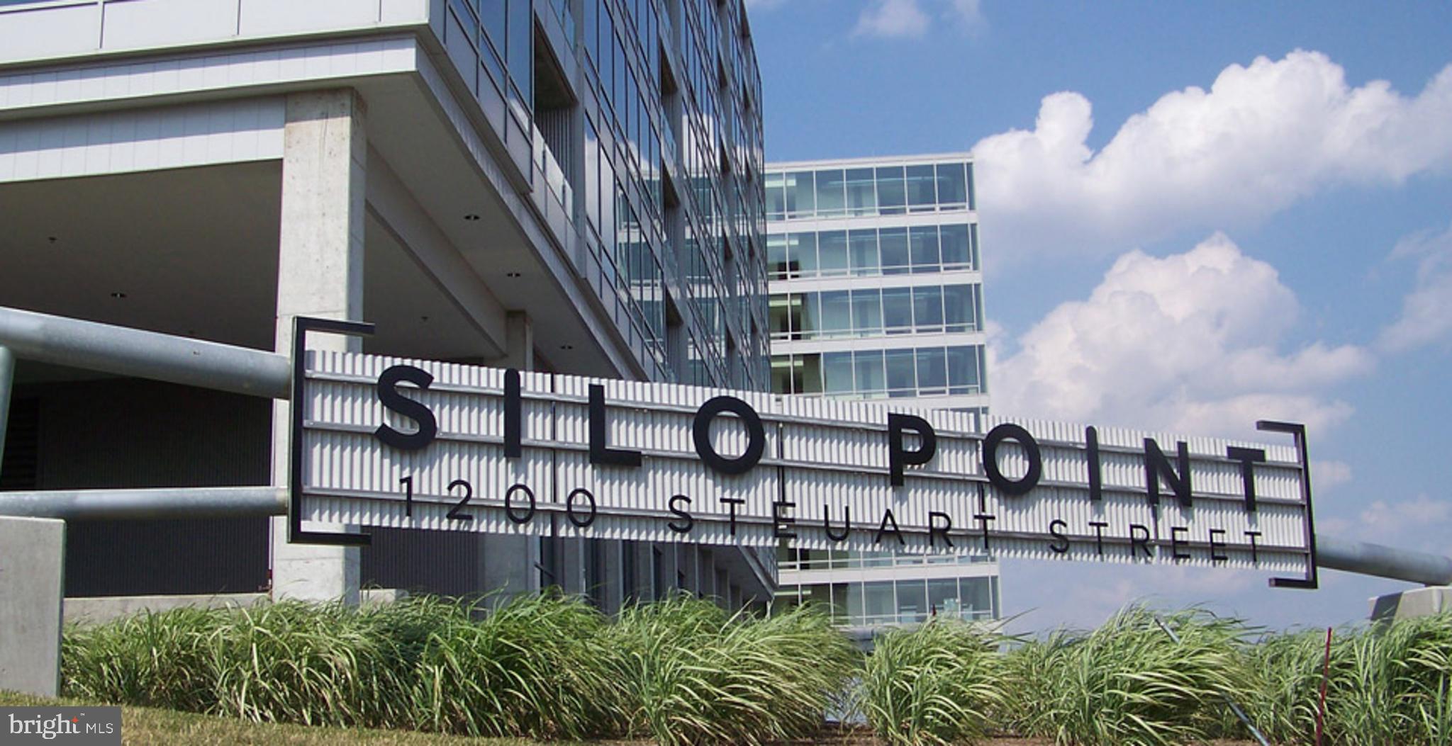 LOCUST POINT - Residential