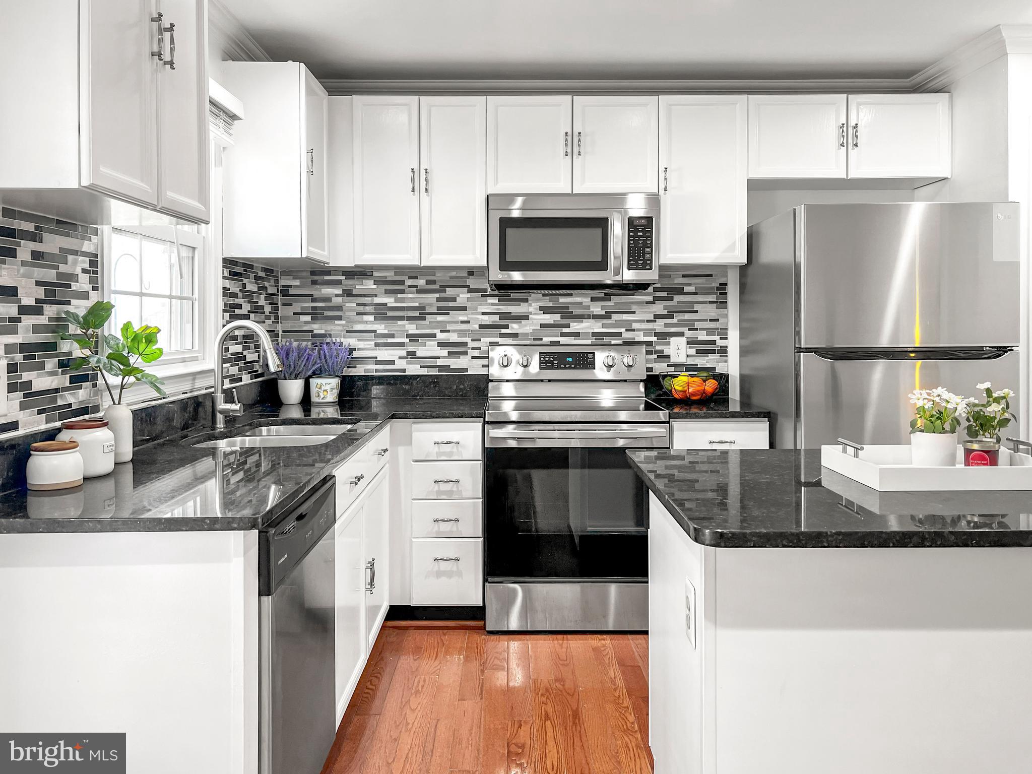 HERITAGE ESTATES - Residential