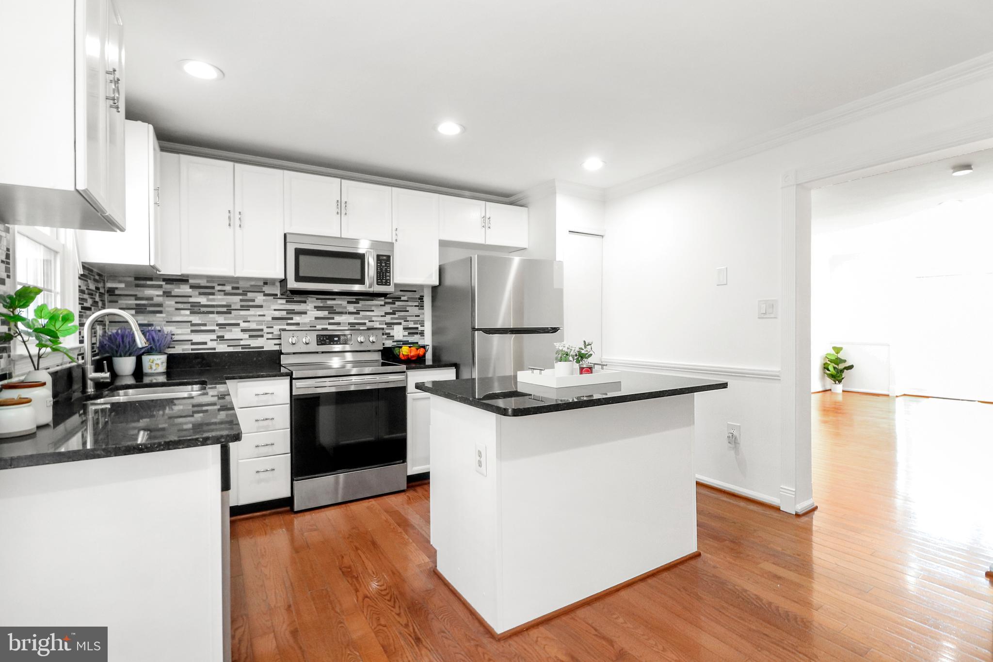 HERITAGE ESTATES - Residential