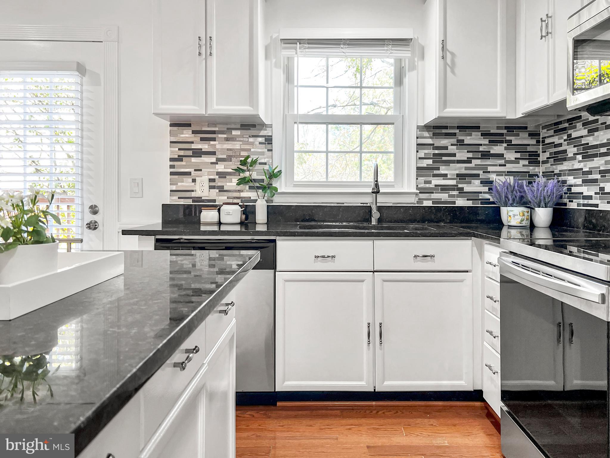 HERITAGE ESTATES - Residential