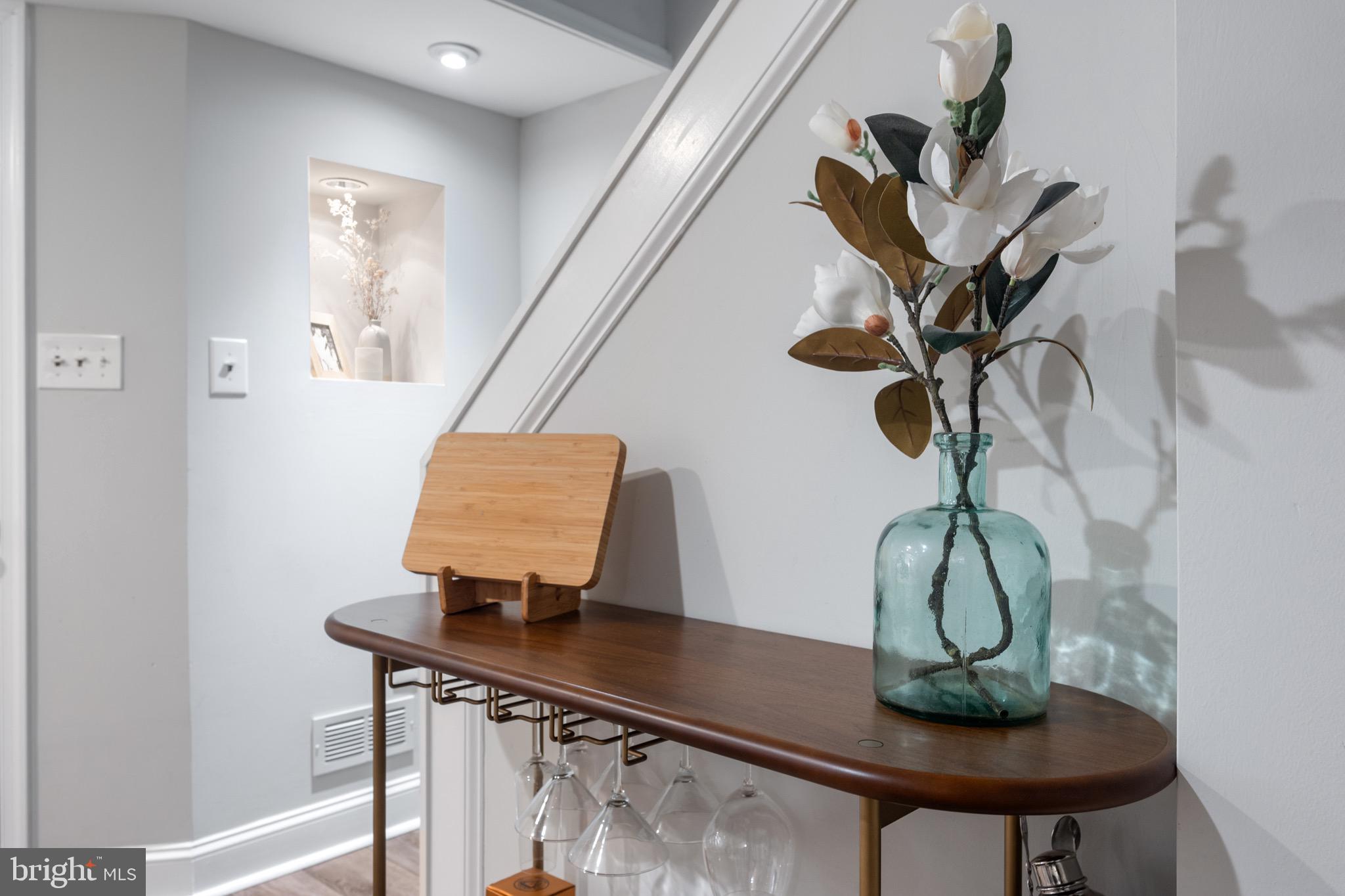 WARWICK VILLAGE - Residential Lease