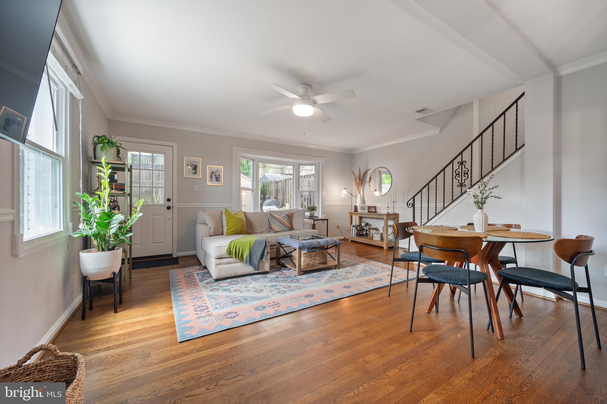 WARWICK VILLAGE - Residential Lease