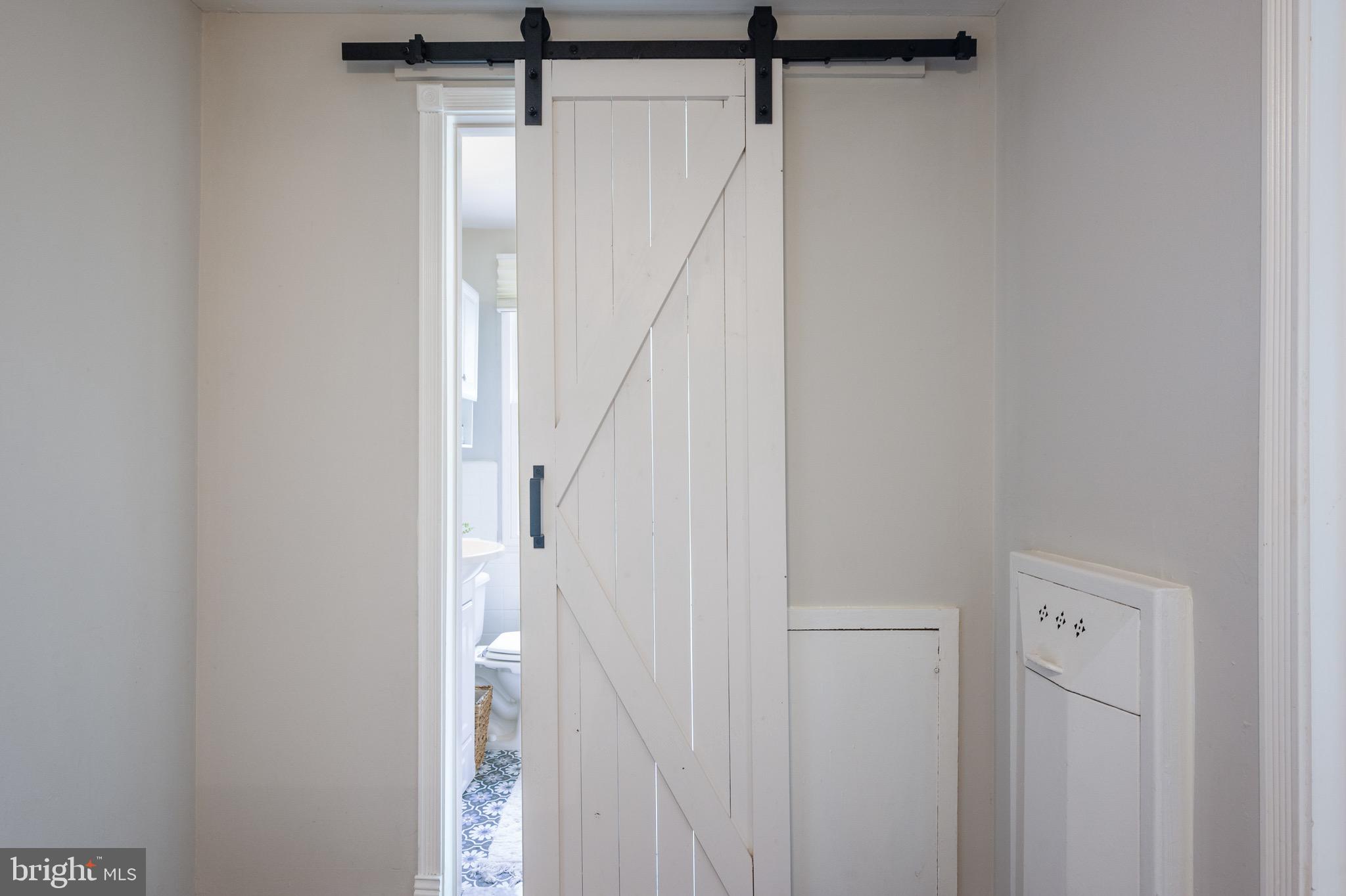 WARWICK VILLAGE - Residential Lease