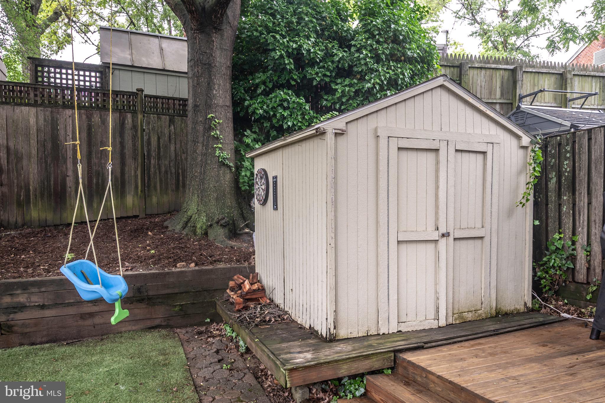 WARWICK VILLAGE - Residential Lease